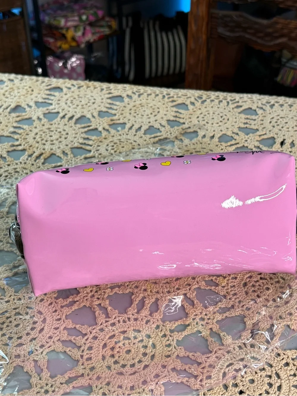 Disney Minnie Mouse Black and Pink Bow Kids Crossbody Bag